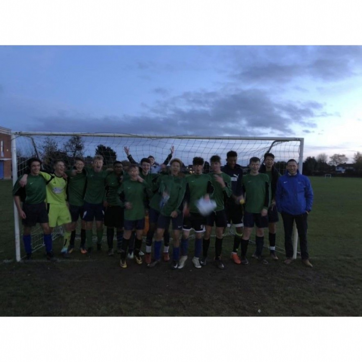 holmer-green-senior-school-year-11-football